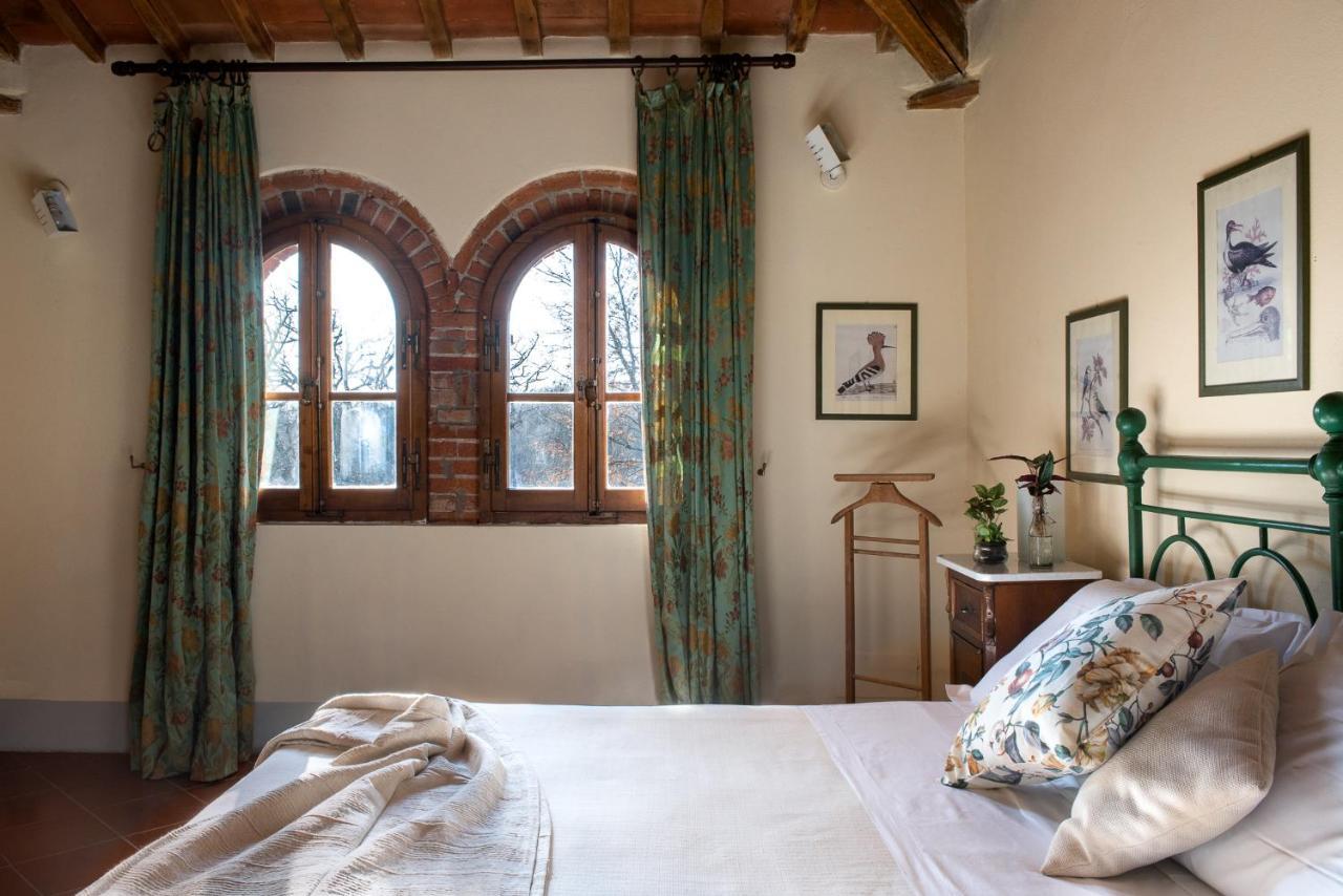 Villa Nemora Castello di Montalto Luaran gambar