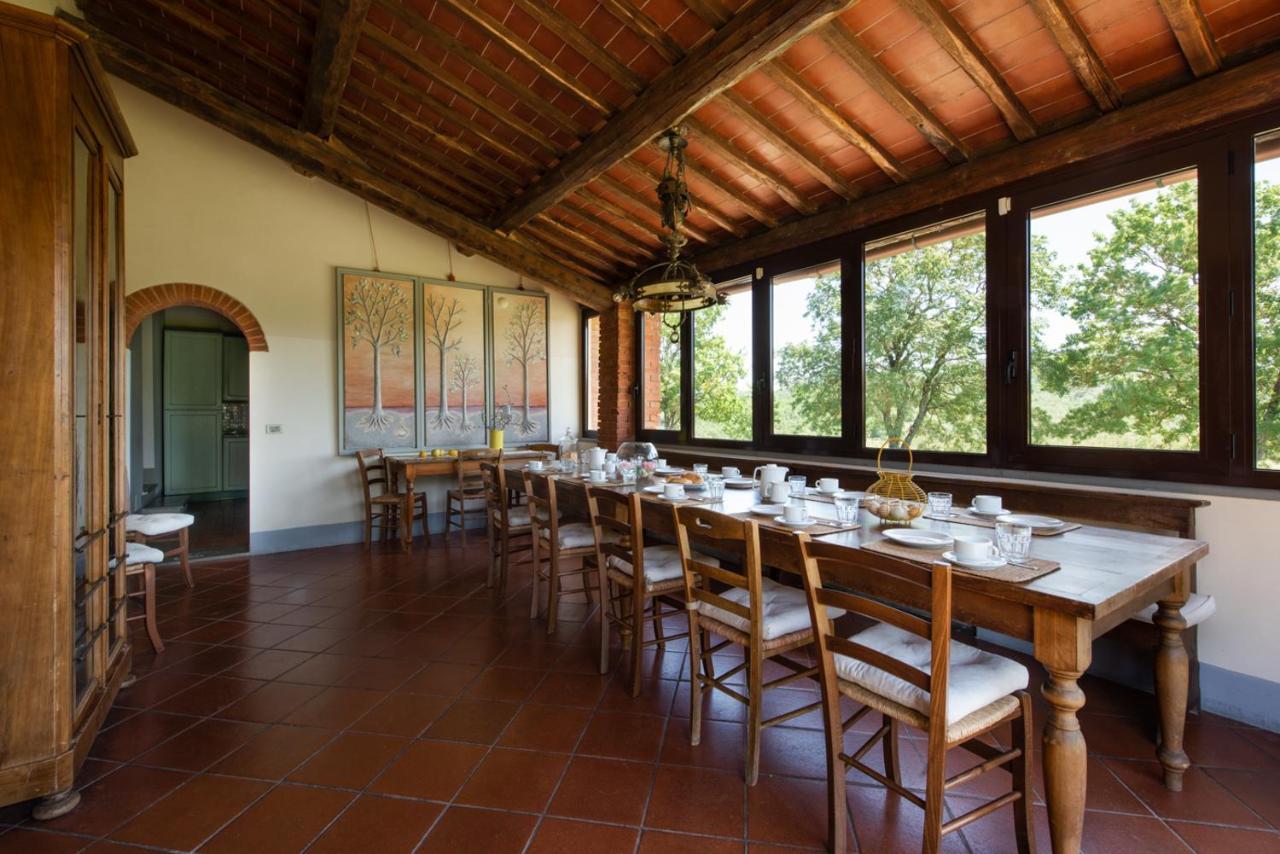 Villa Nemora Castello di Montalto Luaran gambar
